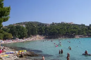Za 2.381 kunu '&scaron;tand' u uvali Slanica