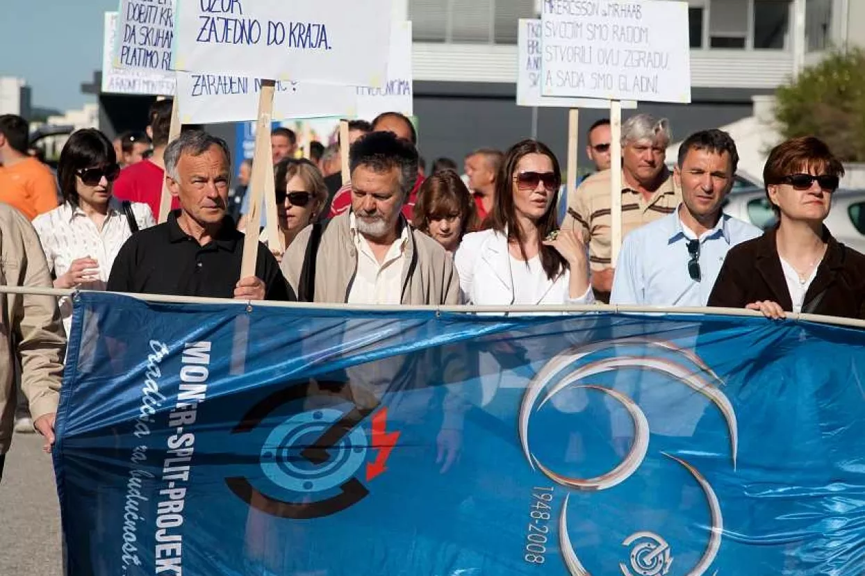 Radnici Montera traže da država rje&scaron;i problem ili proglasi stečaj