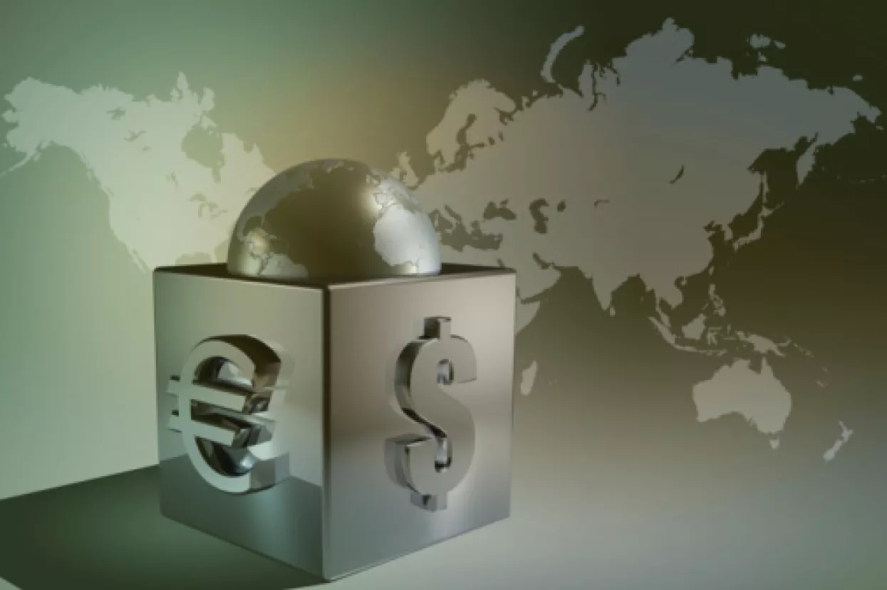 Euro oslabio prema dolaru