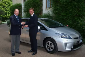 Princ Albert II preuzeo Toyotu Prius Plug-in Hybrid