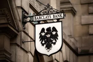 Nakon &scaron;to je vrh Barclaysa podnio ostavku, dionice ojačale 3,4 posto