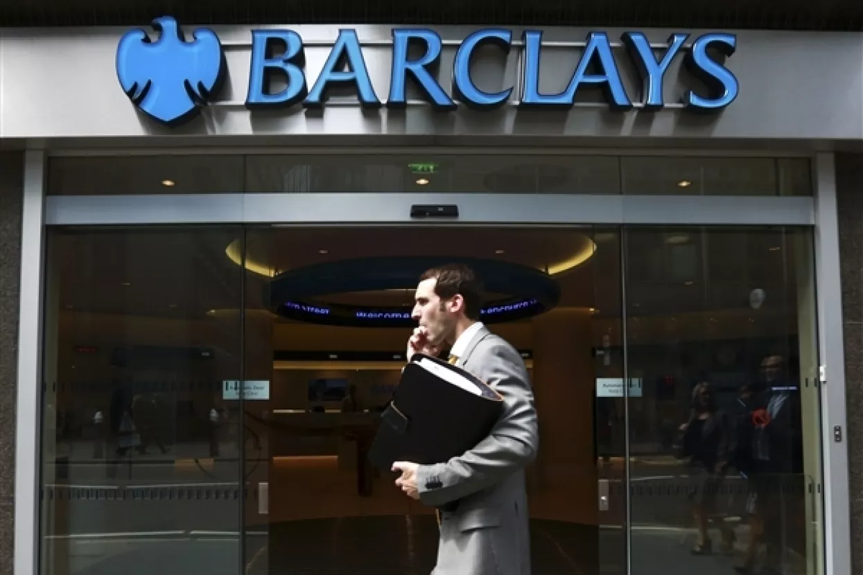 Moody's dodijelio negativnu prognozu Barclaysu