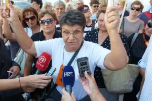 Radnice biv&scaron;e Revije zaustavile promet u &Scaron;ibeniku