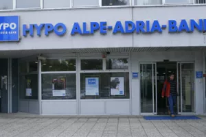 Austrija ubrizgava 500 milijuna eura u Hypo banku