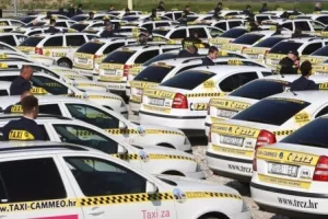 Taxi Cammeo besplatno vozi novopečene mame i bebe