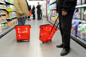 Pad potro&scaron;nje 10. mjesec zaredom?