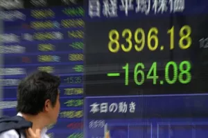 Borba protiv deflacije ili valutni rat Japana?
