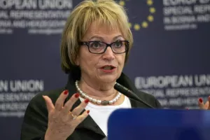 'Novac od dvostrukih izbora mogli ste uložiti u obrazovanje'