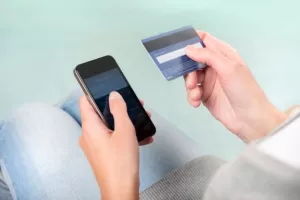 Beskontaktna plaćanja porasla pet puta  u zadnjih 12 mjeseci