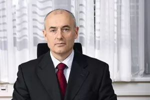 Linićevo ministarstvo iskrivljuje pravu istinu o stambenim &scaron;tedionicama