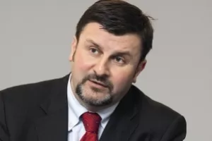 Baj, baj jeftinom namje&scaron;taju s Istoka