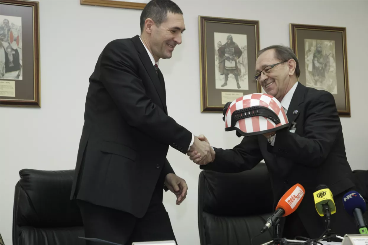 Domaće tvrtke dobile 66 milijuna kuna vrijedne poslove opremanja Hrvatske vojske