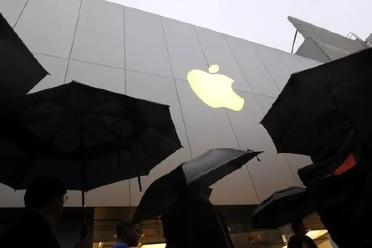 Prosvjednici blokirali ulaz u Appleovu glavnu trgovinu u San Franciscu