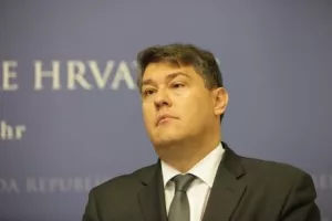 Lalovac zatražio hitno uvođenje reda u Poreznoj upravi i ostalim sektorima