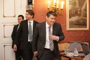 Koga je sve Vlada imenovala i razrije&scaron;ila na zatvorenoj sjednici?