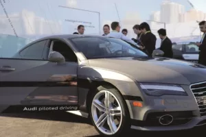 &Scaron;to će raditi vozači  kad automobili počnu voziti sami?