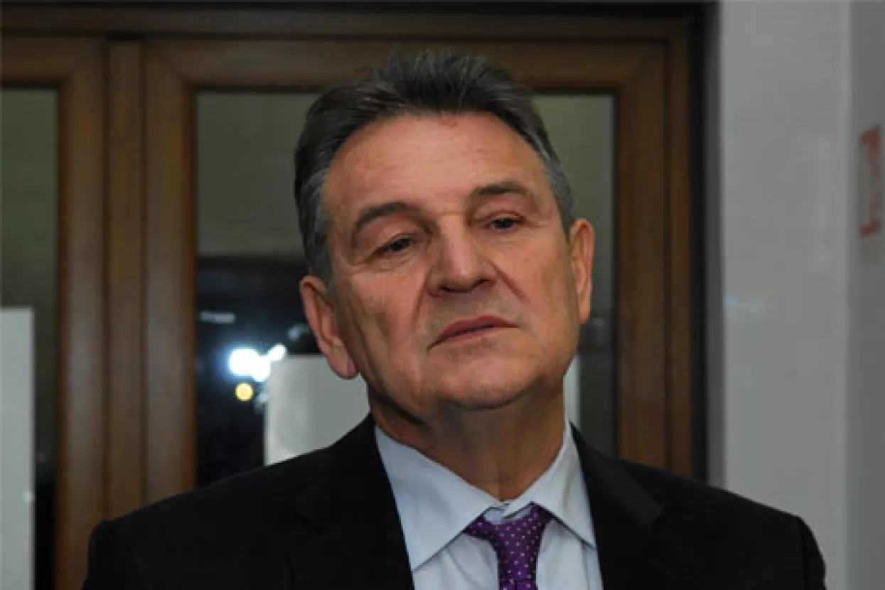 Čačić: Bez mogućnosti otkaza u državnom sektoru dru&scaron;tvo će i dalje propadati