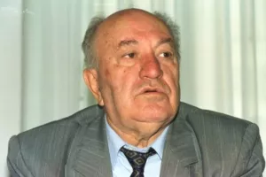 Umro Du&scaron;an Bilandžić