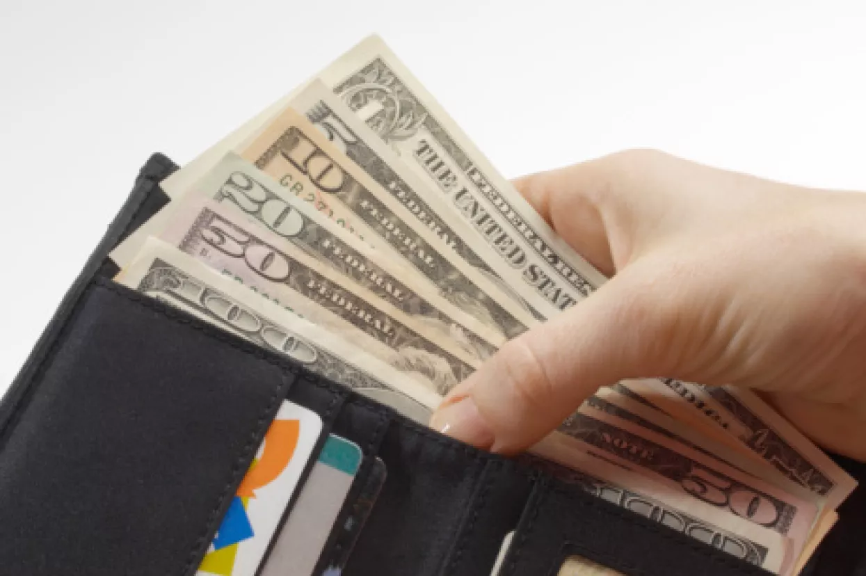 Pet savjeta kako ulagati dok trži&scaron;tem vlada jak dolar