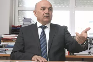 Za&scaron;to tvrdim da bi od ukidanja devizne klauzule bilo vi&scaron;e koristi nego &scaron;tete