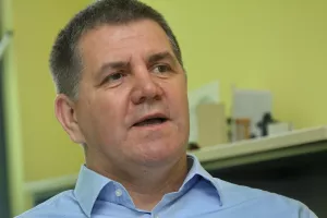 Gimnazije treba ukinuti i uvesti isključivo strukovne &scaron;kole