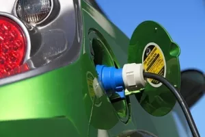 Otvoreno bojno polje za punionice baterija za električne automobile