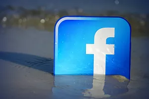 &Scaron;u&scaron;ka se da bi Facebook mogao kupiti Twitter, ali najvjerojatnije je samo riječ o nagađanjima