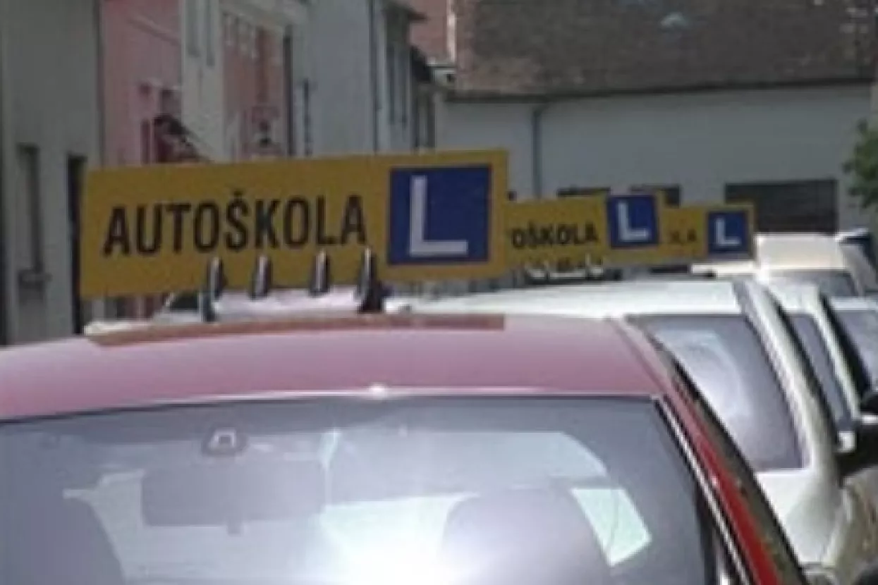 AZTN: nepoželjno je ograničavanje broja auto&scaron;kola