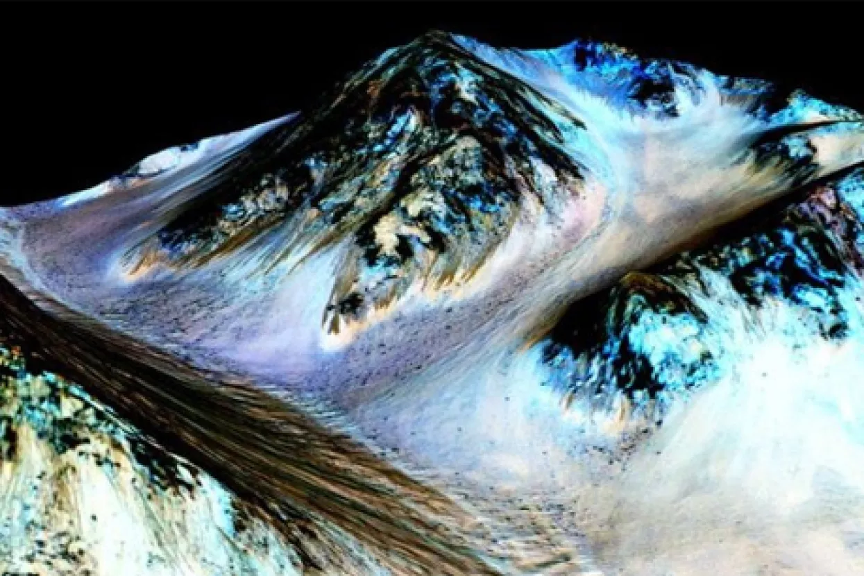 NASA dokazala postojanje tekuće vode na Marsu