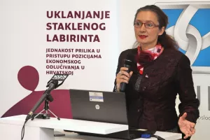 Od sada lak&scaron;e do žena koje su sposobne odmah preuzeti upravljačke pozicije