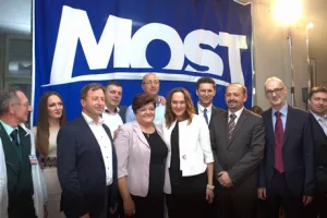 MOST poziva SDP i HDZ da ne ru&scaron;e &scaron;ansu: Na stolu želimo vidjeti mjere za hrvatski strukturni oporavak