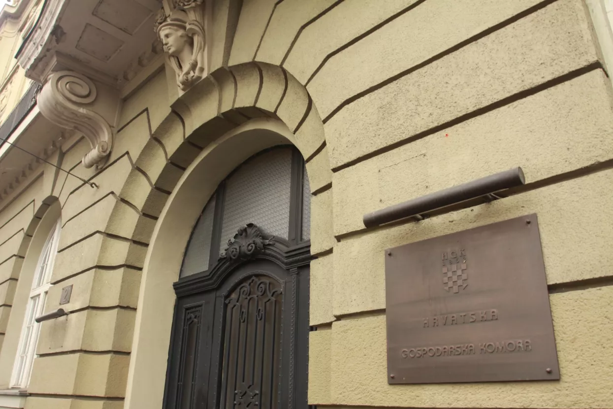 HGK poduzetnicima: Ponuda za uvr&scaron;tavanje u međunarodni poslovni adresar je prevara