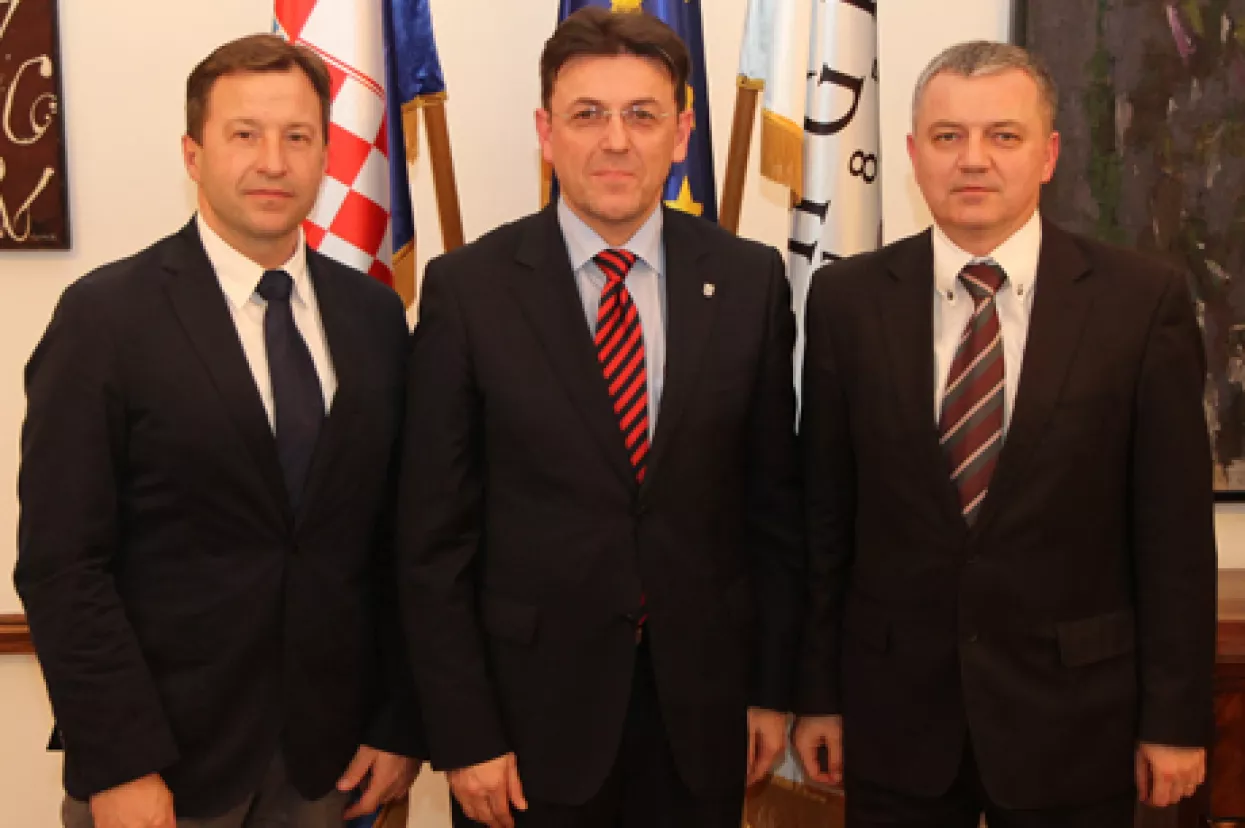 Koje su mogućnosti bolje suradnje između HGK i ministarstava gospodarstva i poduzetni&scaron;tva?