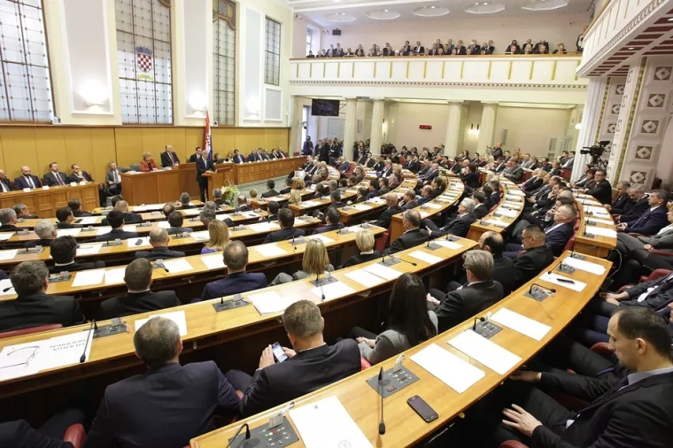 Sabor razrije&scaron;io Radmana, Sini&scaron;a Kovačić v.d. ravnatelja HRT-a