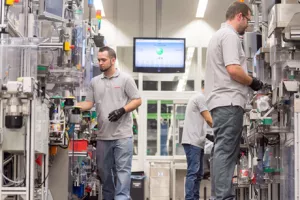 Bosch objedinjuje standarde platforme "Industrie 4.0" i organizacije Industrial Internet Consortium