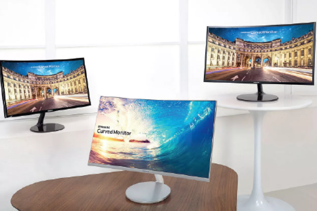Zakrivljeni i neumorni Samsungovi monitori