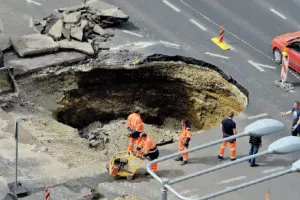 Život s kraterima