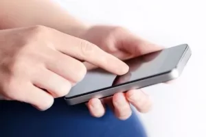 Ni&scaron;ta od u&scaron;tede države na službenim mobitelima?