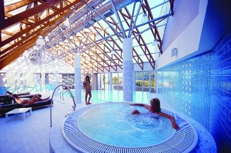 Određene početne cijene za prodaju udjela u Hotelima Maestral i Imperijal