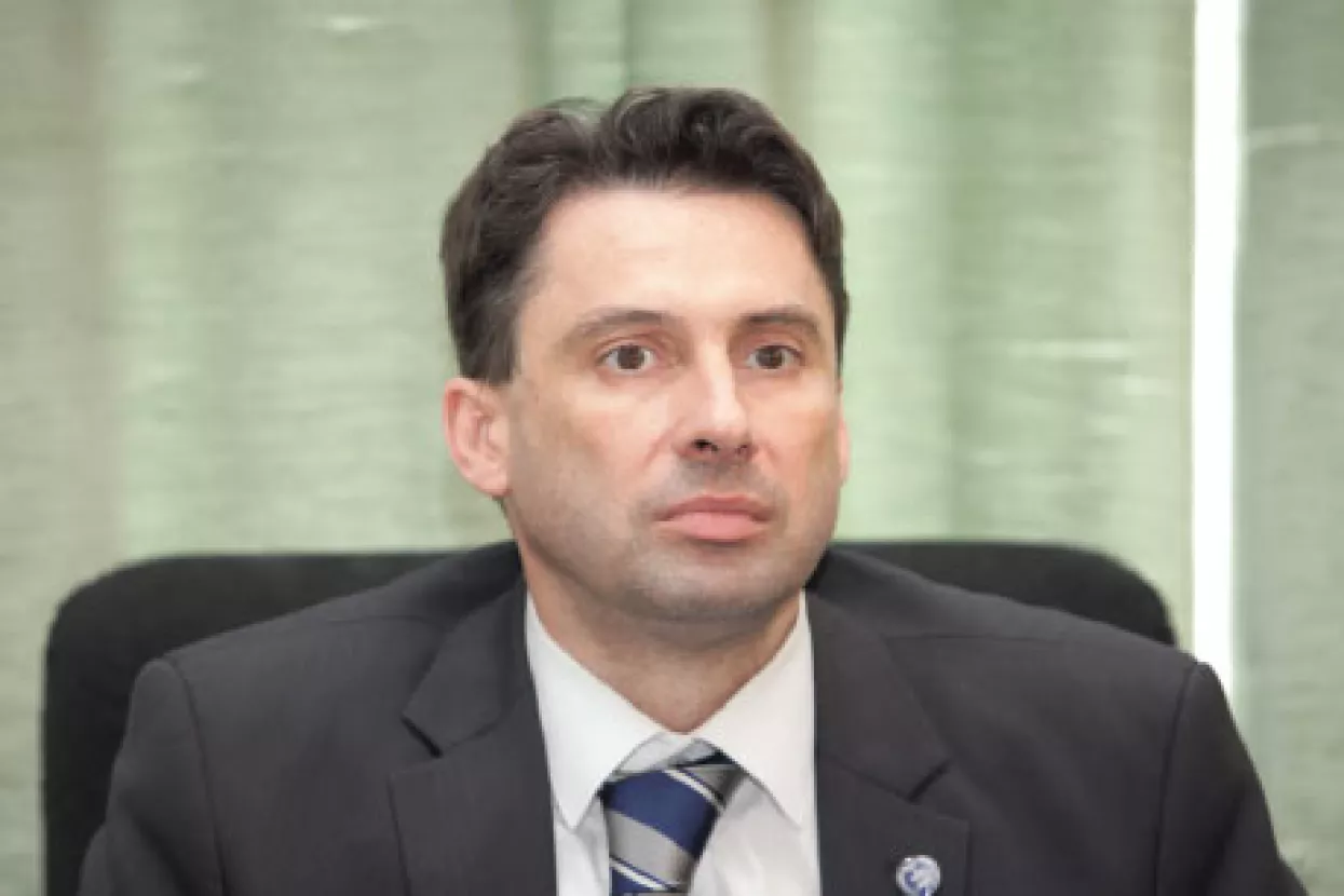 Porezna uprava: Za&scaron;to je ograničen službeni put