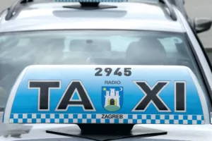Radio taxi Zagreb - Zajedničkom nabavom svaki taksist može u&scaron;tedjeti 20.000 kuna na godinu