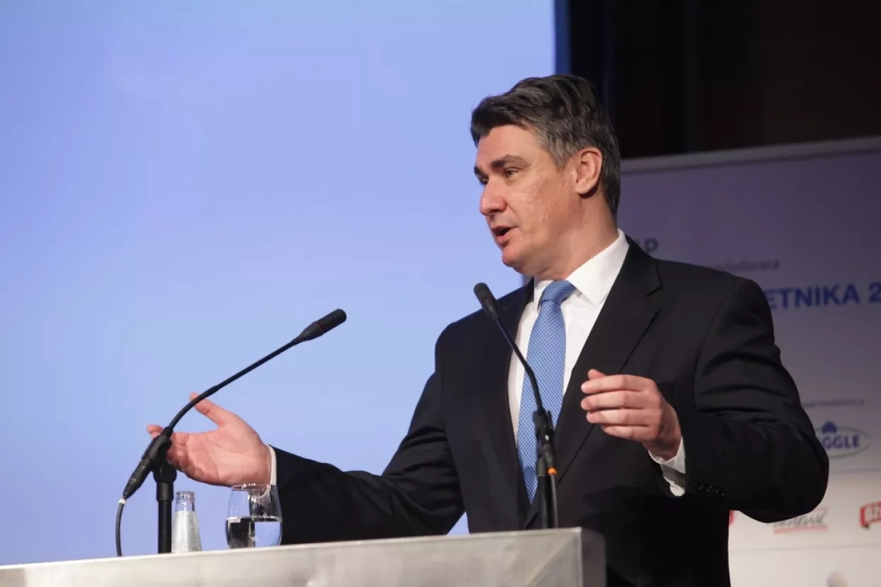 Milanović: Ovo je sramoćenje, ovo je čista blamaža. Izbori trebaju biti na ljeto