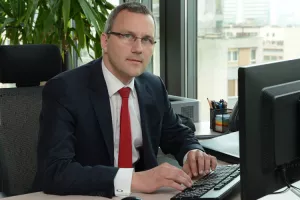 Hrvoje Krstulović ostaje na čelu Udruženja dru&scaron;tava za upravljanje investicijskim fondovima HGK