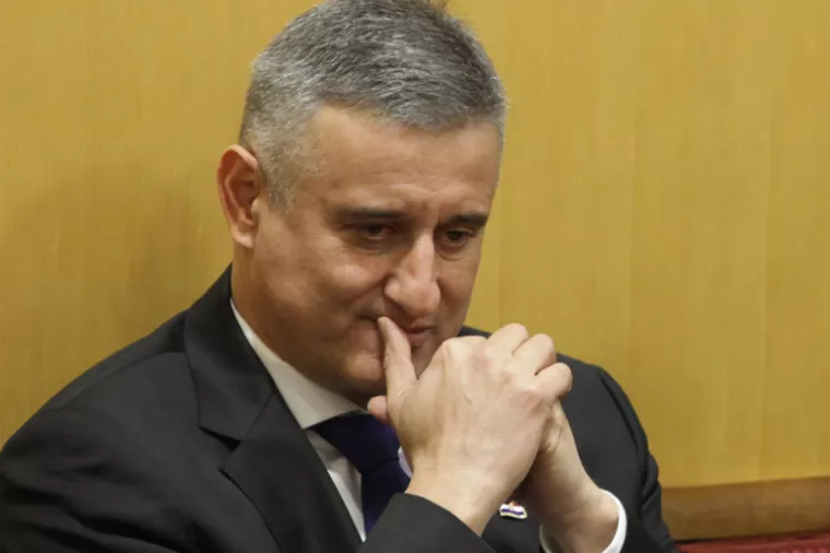 Evo s kojih je sve dužnosti Vlada razrije&scaron;ila Tomislava Karamarka