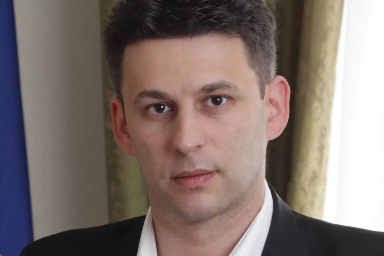 Milijunski bonusi u državnim tvrtkama nisu opravdani
