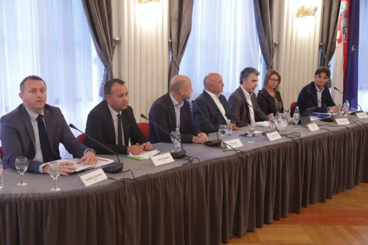 &Scaron;to političari kažu o izvoznoj konkurentnosti Hrvatske? Evo tko je dao najoptimističnije prognoze...