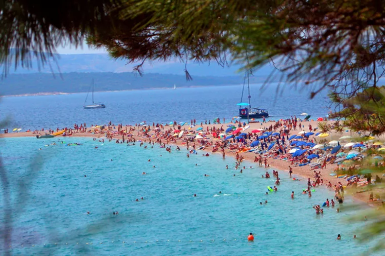 Rekordne brojke u turizmu: 90 milijuna noćenja i 9,5 milijardi eura prihoda