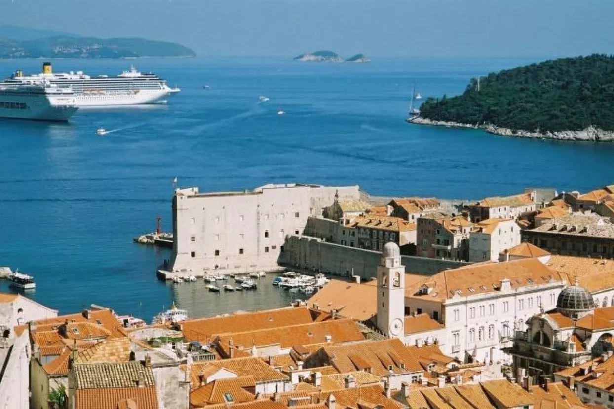 Prihodi od turizma u prvoj polovici 2016. 2,4 milijarde eura, 153 milijuna eura vi&scaron;e nego lani