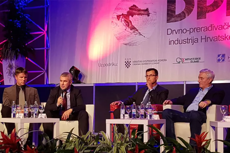 Nužni revizija ugovora za obnovljive izvore, repozicioniranje Hrvatskih &scaron;uma i strategija