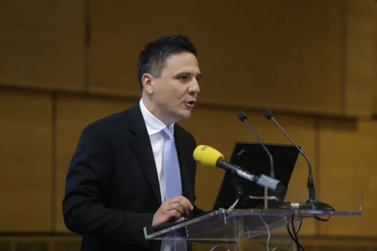 Stojić: Povisujemo procjenu rasta BDP-a u 2016. godini na 2,7 posto